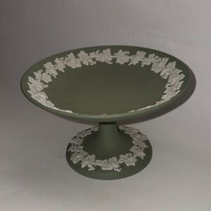 Wedgewood Green Pedestal Stand with White Leaf Design